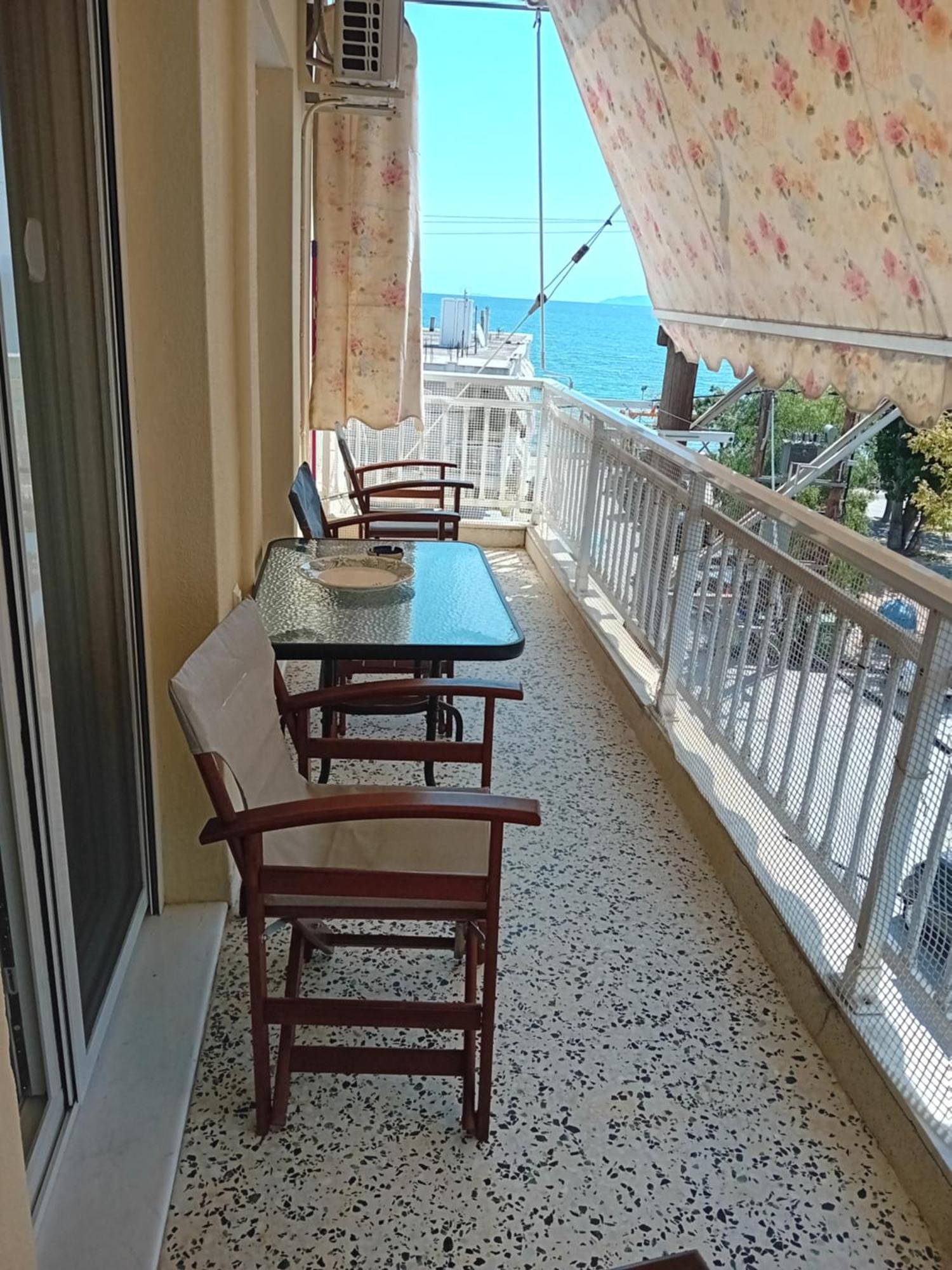 Apartamento Sea Néa Péramos Exterior foto